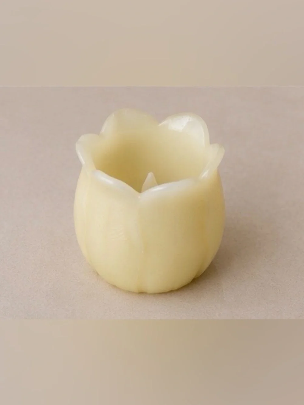 Set of 6 Tulip Flameless LED Tea Light Candles Pastel Blue White Yellow Spring